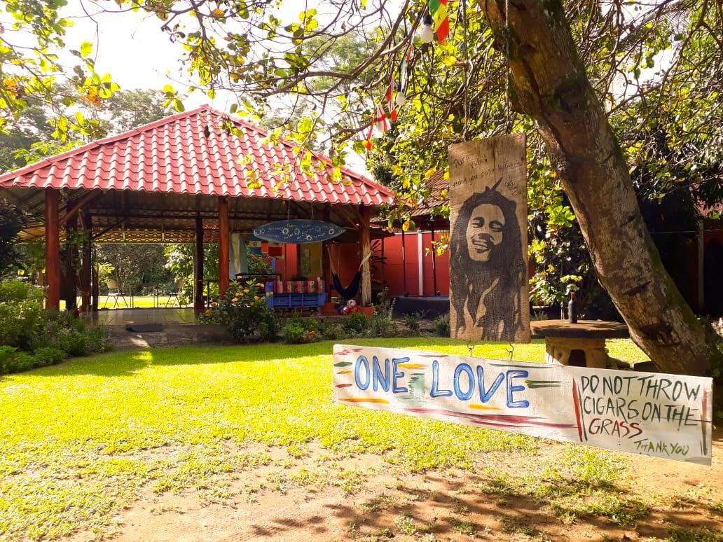 Casa Ballena Eco Hostel Uvita Exteriör bild